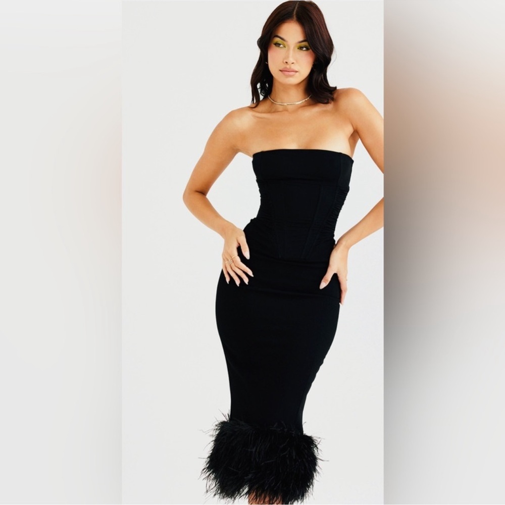 NWOT House of CB Fionula Black Fitted Feather Trim Corset Midi Dress